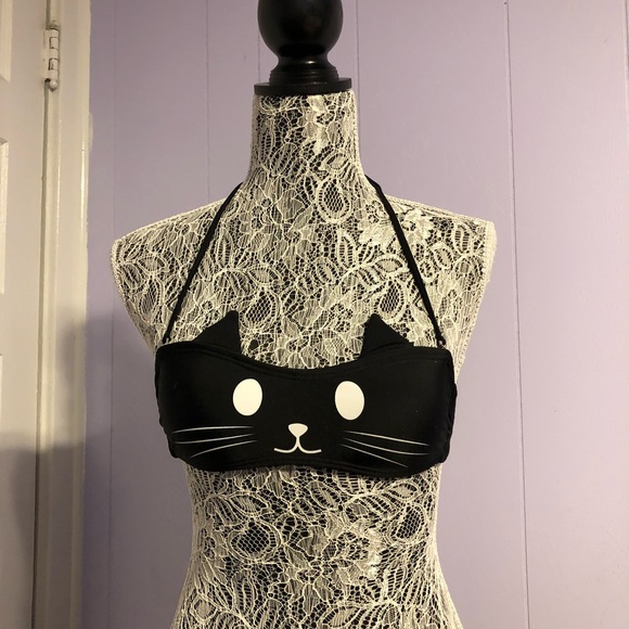 Hot Topic Other - Cute cat bikini top